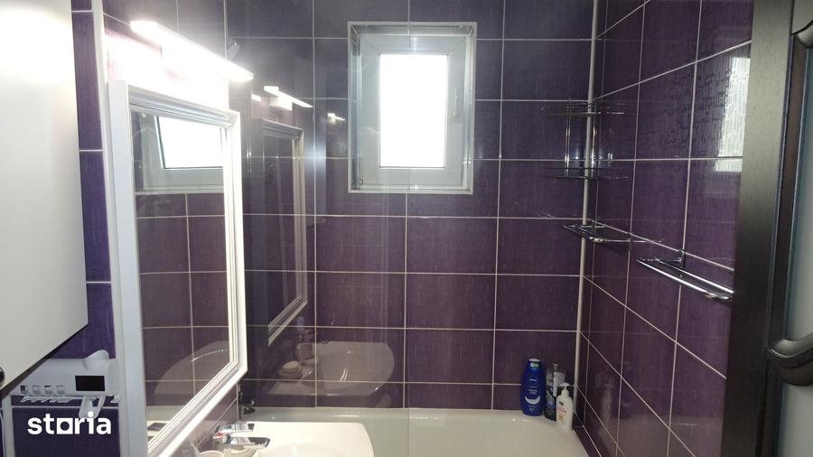 Apartament cu 4 camere decomandat în Kogălniceanu