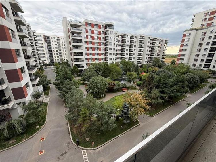 Apartament cu 2 camere semidecomandat, mobilat în Pipera