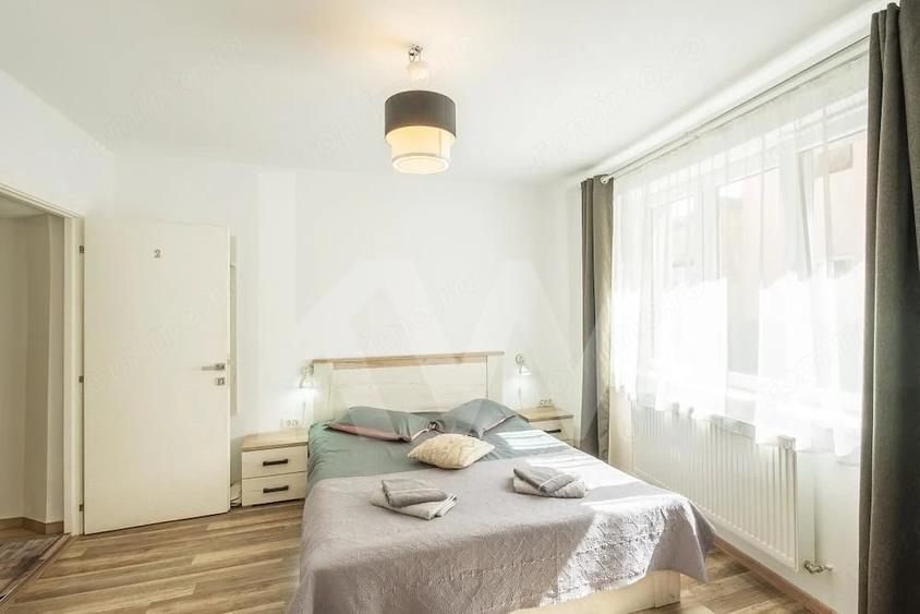 Apartament cu 3 camere semidecomandat în Central
