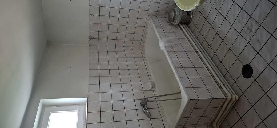 Casă cu 5 camere cu Teren 191 Mp în Central