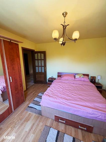 Casă cu 6 camere cu Teren 1500 Mp în Gara de Nord
