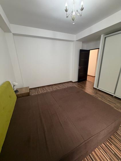 Apartament cu 2 camere decomandat în Tomis Plus