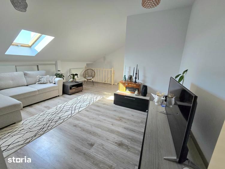 Apartament cu 3 camere decomandat în Holboca