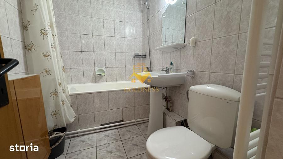 Apartament cu 3 camere decomandat, mobilat în Zorilor