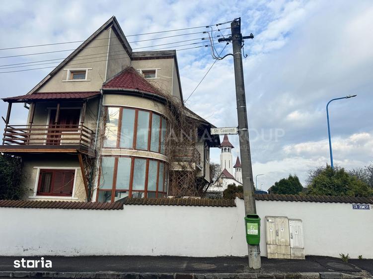 Casă cu 8 camere cu Canalizare în Bartolomeu