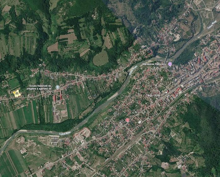 Teren de 2653 mp, în Central