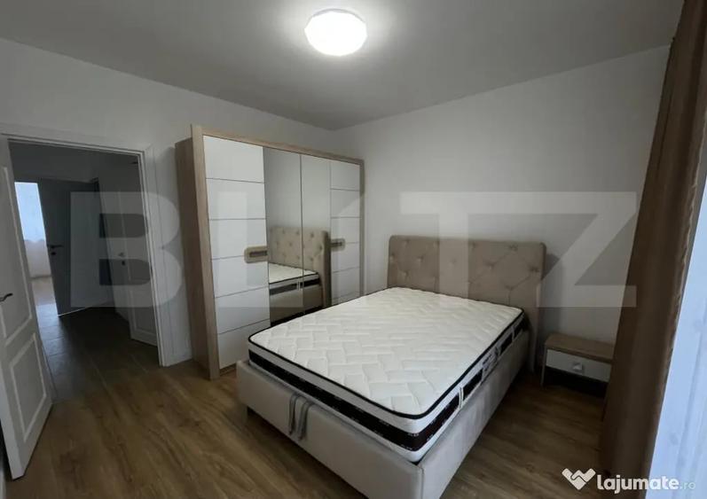 Apartament cu 3 camere semidecomandat, mobilat în Florești