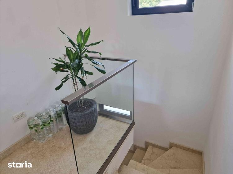 Casă cu 4 camere cu Teren 1508 Mp în Central