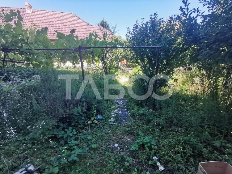 Duplex cu 2 camere cu Canalizare în Central