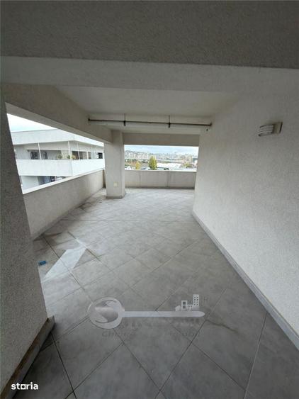 Apartament cu 3 camere în Sud