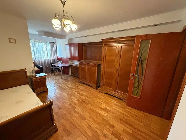 Garsonieră semidecomandată în Mihai Bravu