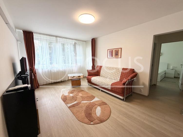 Apartament cu 2 camere semidecomandat în Teiul Doamnei