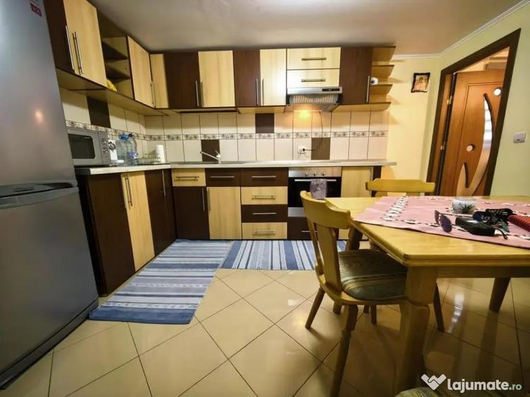 Casă cu 4 camere cu Teren 376 Mp în Hilița
