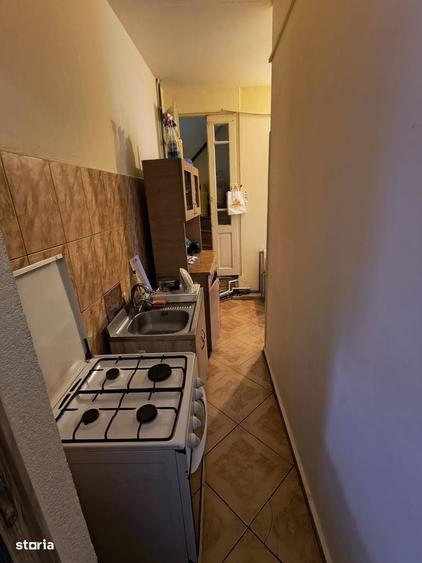 Apartament cu 3 camere decomandat în Peninsula