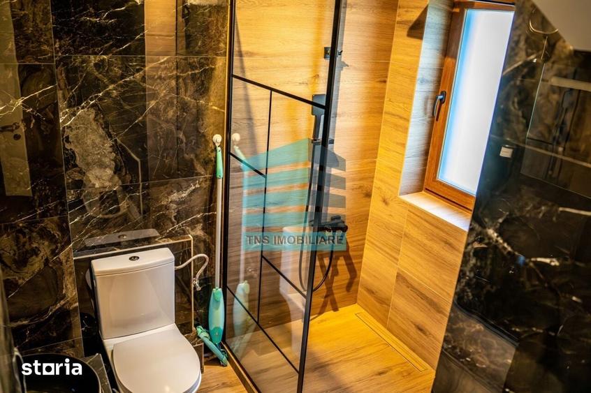 Casă cu 4 camere cu Teren 538 Mp în Central