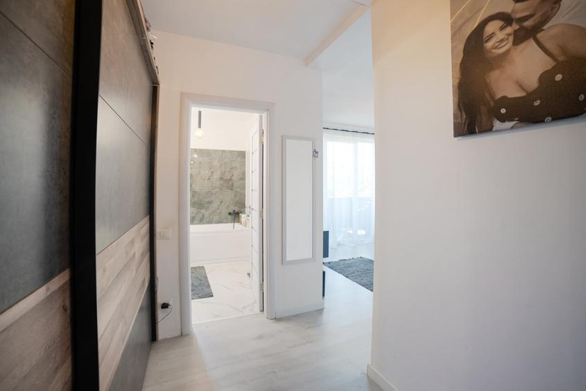 Apartament cu 3 camere semidecomandat, mobilat în Popești-Leordeni