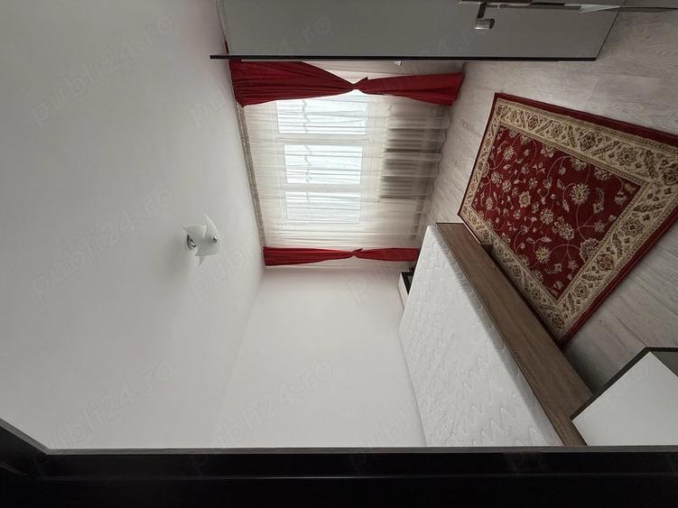 Apartament cu 2 camere semidecomandat în Podu Roș