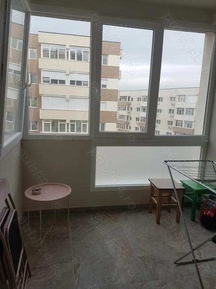 Apartament cu 2 camere semidecomandat, mobilat în Nord