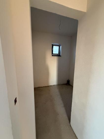Casă cu 3 camere în Slătioarele