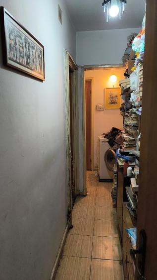 Apartament cu 4 camere semidecomandat în Drumul Taberei