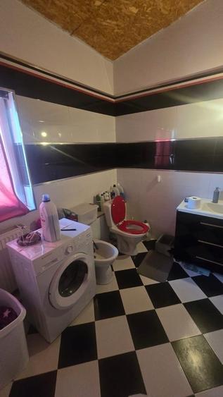 Casă cu 3 camere cu Teren 400 Mp în 1 Mai