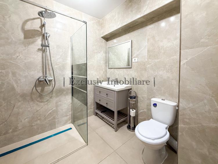 Apartament cu 3 camere decomandat, mobilat în Faleza Nord