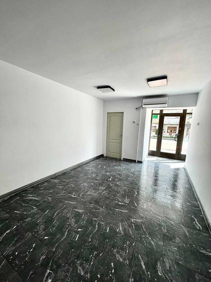 Spațiu comercial, de 20 mp, în Central