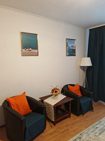 Apartament cu 2 camere decomandat, mobilat în Titan