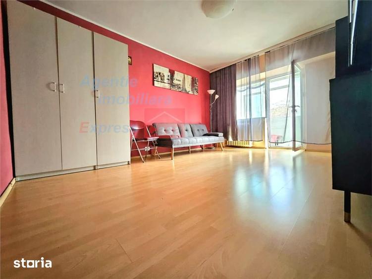 Apartament cu 3 camere decomandat, mobilat în Ultracentral