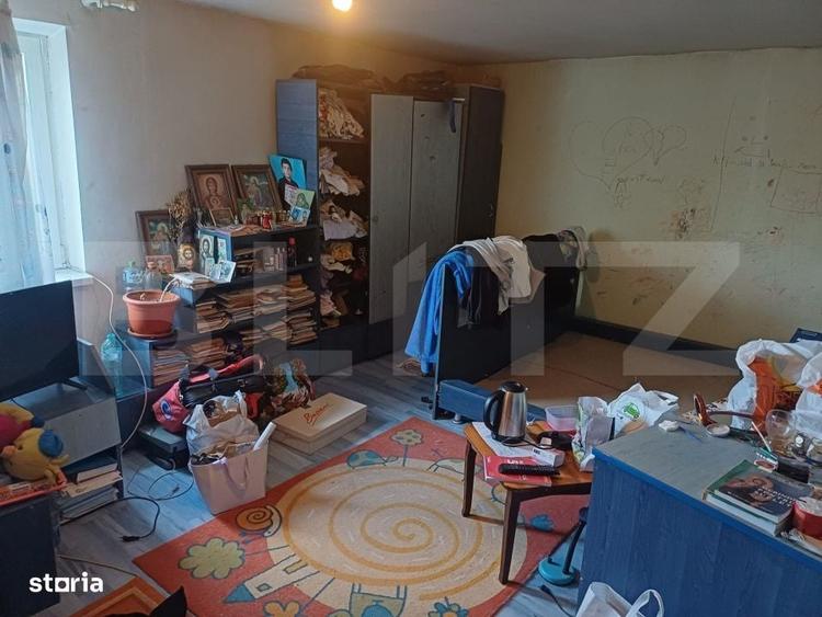 Casă cu 4 camere în Bârsești