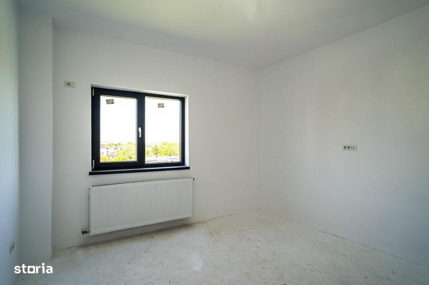 Apartament cu 2 camere semidecomandat în Păcii