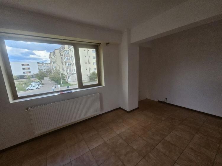 Garsonieră decomandată în Trivale