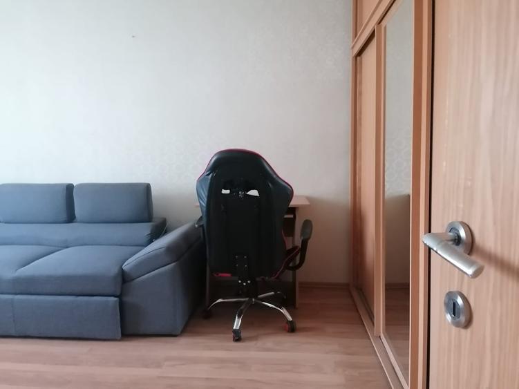 Apartament cu 2 camere decomandat în Titan