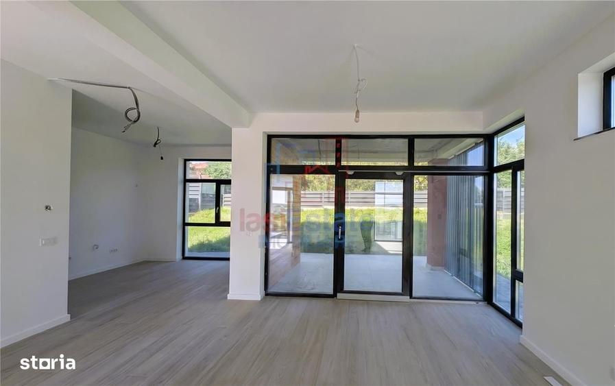 Casă cu 4 camere în Bârnova