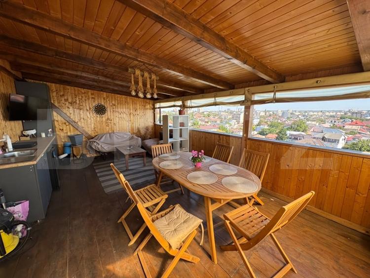 Apartament cu 4 camere decomandat, mobilat în Ultracentral
