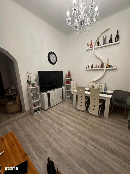 Casă cu 3 camere cu Teren 190 Mp în Central