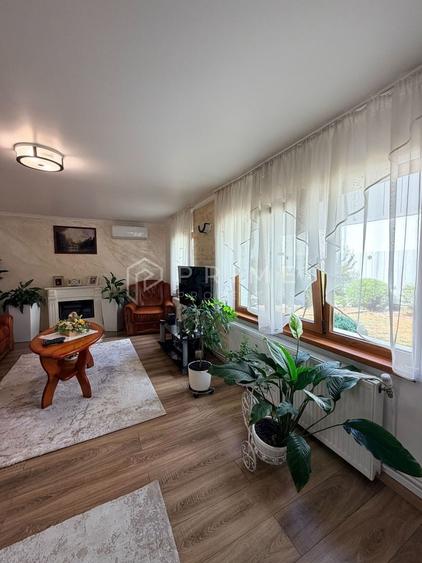 Casă individuală cu 6 camere cu Canalizare în Dâmbu Pietros