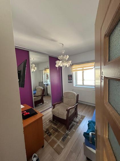 Apartament cu 3 camere în Casa de Cultură