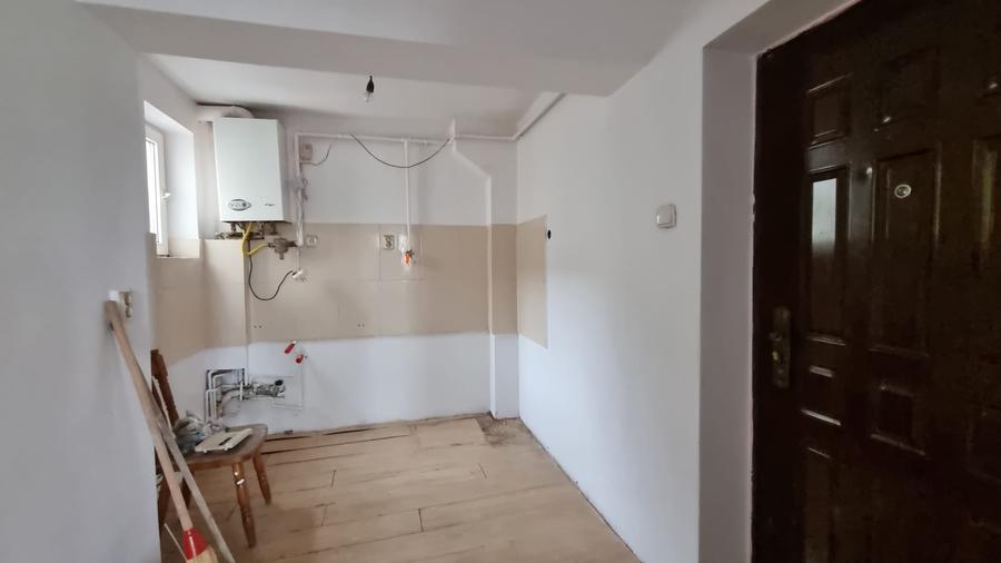 Apartament cu 2 camere decomandat în Micro 14