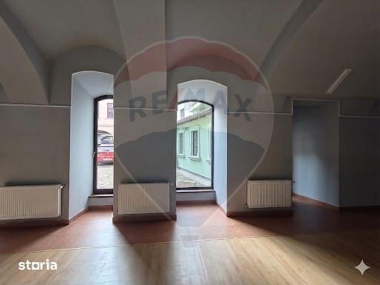 Spațiu comercial, de 174 mp, în Ultracentral