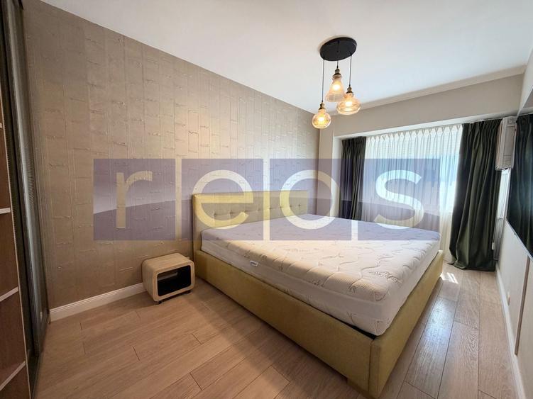 Apartament cu 4 camere decomandat, mobilat în P-ța Victoriei
