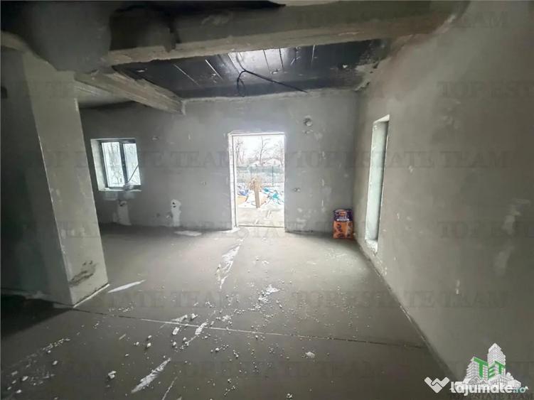 Casă cu 4 camere cu Teren 500 Mp în Frumușani