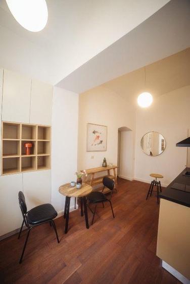 Apartament cu 2 camere semidecomandat, mobilat în Aeroport