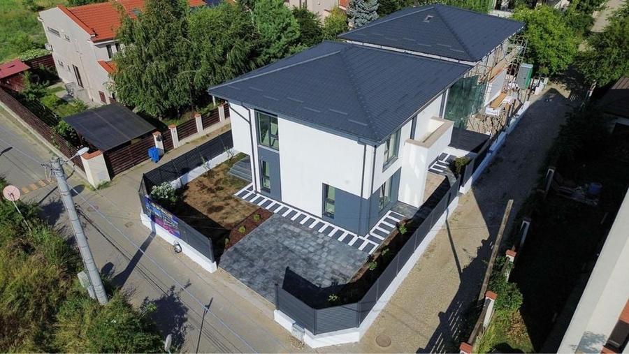 Casă cu 4 camere cu Teren 360 Mp în Central