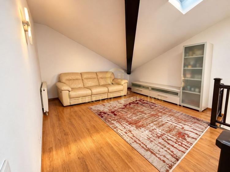 Apartament cu 3 camere decomandat, mobilat în Sânpetru