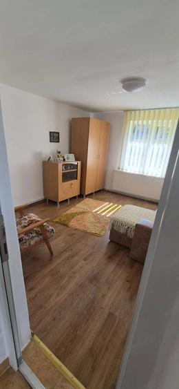 Casă cu 1 camere cu Teren 2000 Mp în Fundătura