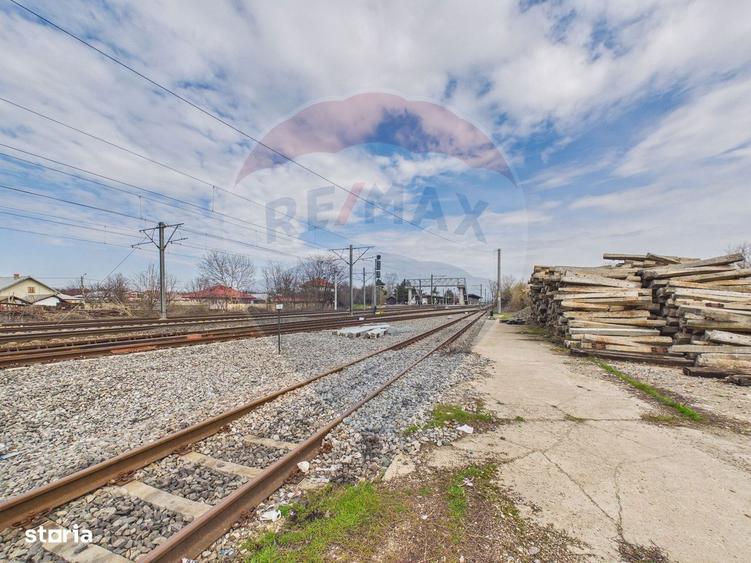 Spațiu comercial, de 7,850 mp, în Lehliu