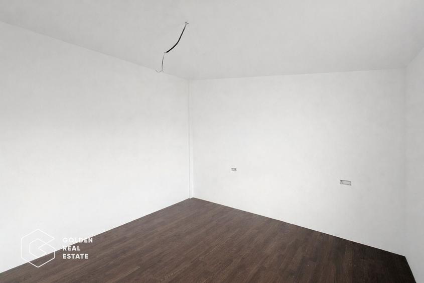 Duplex cu 3 camere cu Canalizare în Chișoda