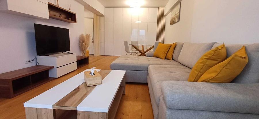 Apartament cu 2 camere decomandat în Herăstrău