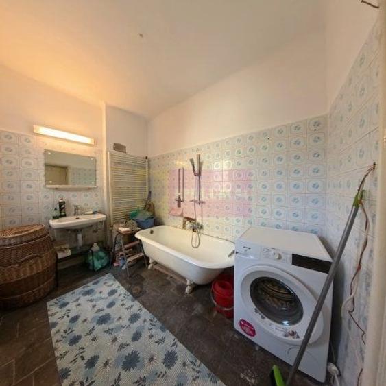 Apartament cu 3 camere decomandat, mobilat în Cotroceni